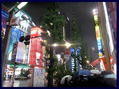 Tokyo_Akihabara_22